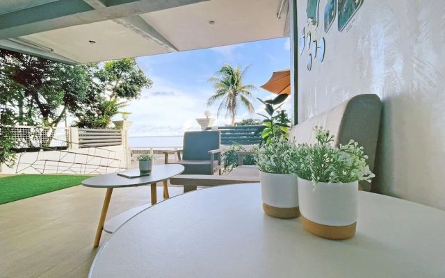 Happy Island Inn