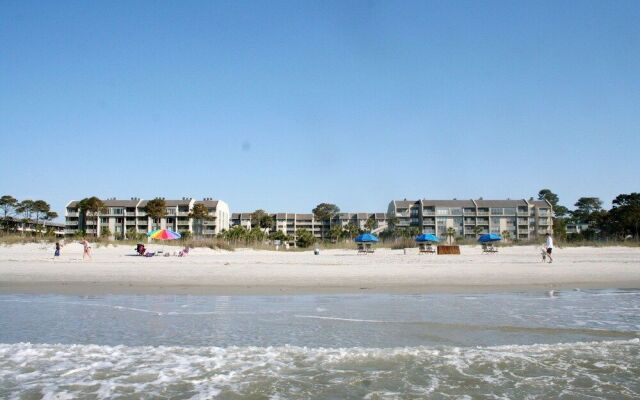 Shorewood 539 by RedAwning