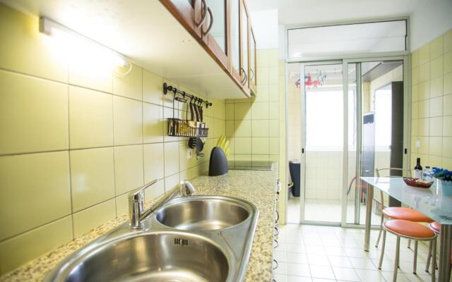 Enjoy Porto Apartment by Porto City Hosts