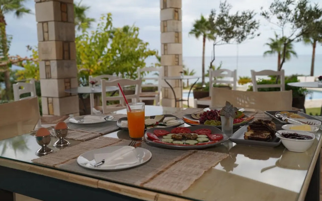 Aneria Suites