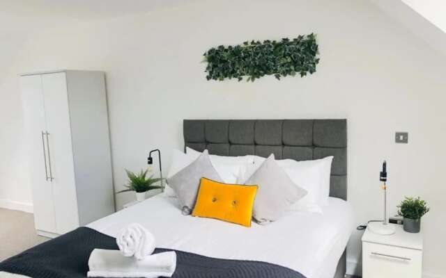 Millennium Gallery 2 Bedroom Space by Belvilla
