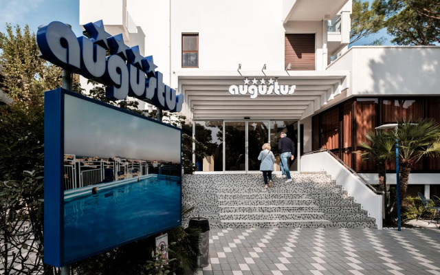 Hotel Augustus