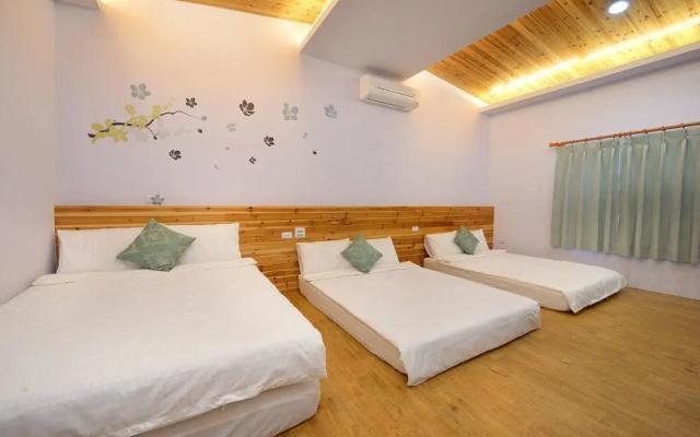 Lunatis Bay Hotel
