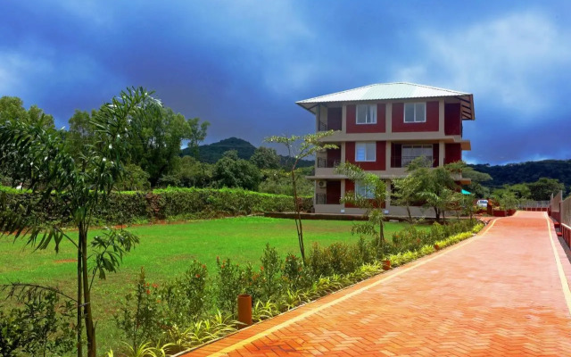 D Clouds Pure Veg, Gaganbawada