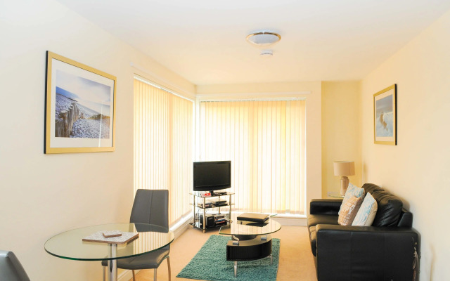 Your Stay Bristol Cotham Lawn