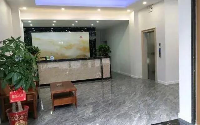 Hechi Qiju Hotel