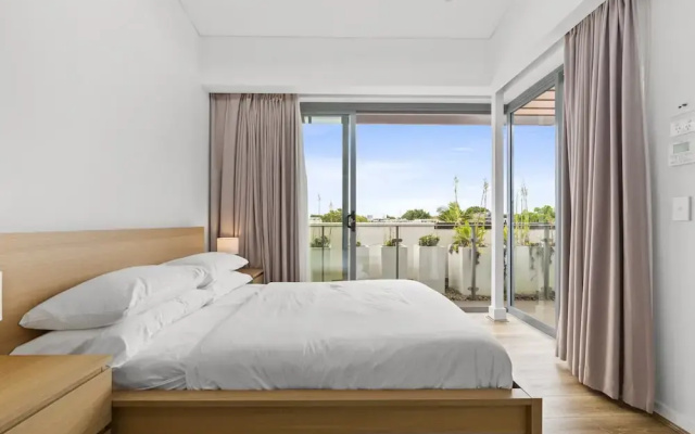 Bright & Modern 3-bed Townhouse in Rosebery