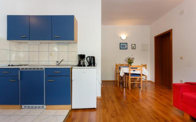 Juri - A2(2+2) in Vrbnik