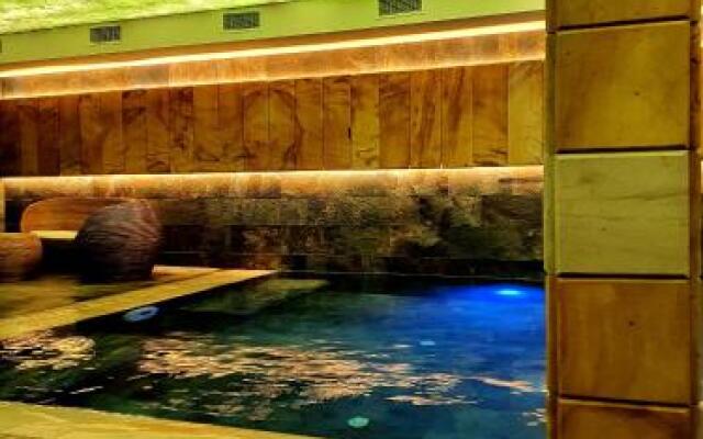 Lostrita - Pastravrie, Hotel & SPA