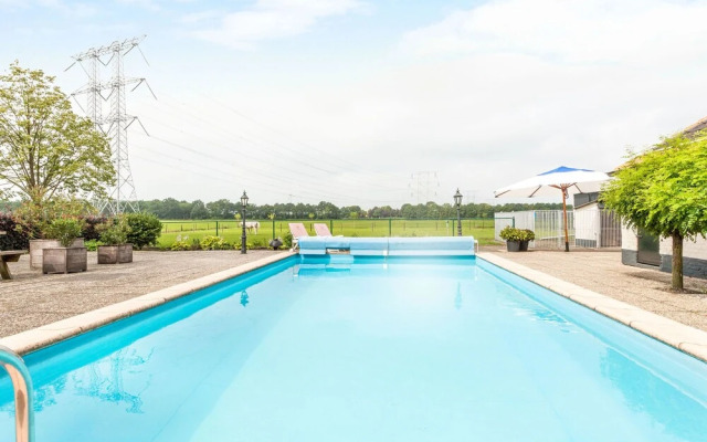 Cozy Holiday Home in Oisterwijk with Swimming Pool