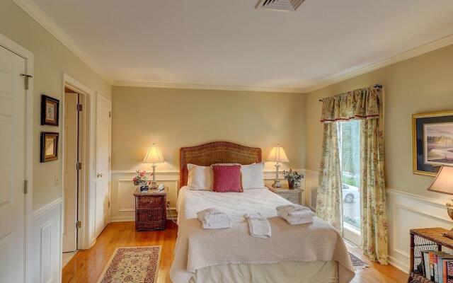 Schooner Court 704 by RedAwning