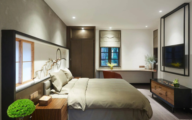 Yuanlifetel.West Lake