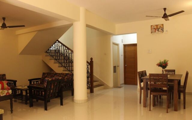 OYO 9218 Home Duplex 4 BHK Villa Candolim