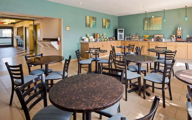 Baymont by Wyndham Marion, OH