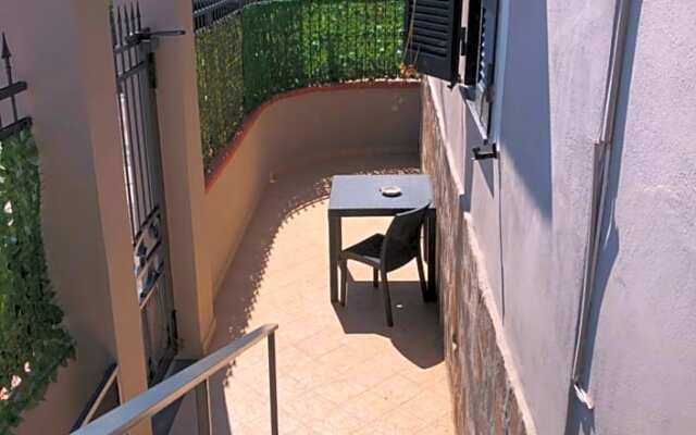 Camera dell' antico Arco Romano