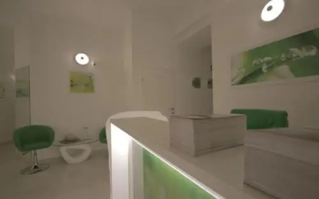 Ch-Budget Center Rooms