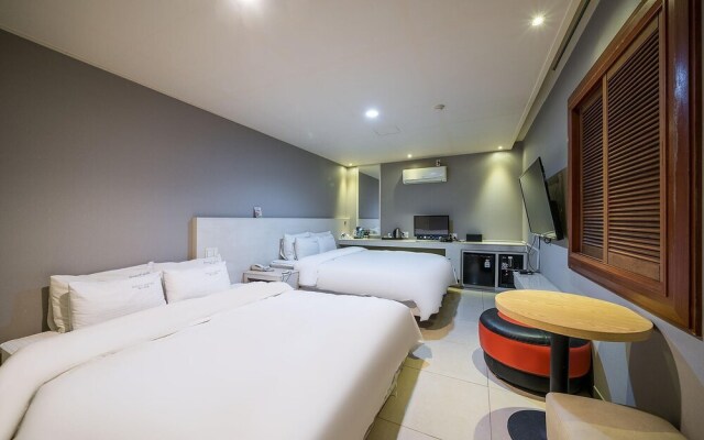 Busan Sasang Mr Brick Hotel