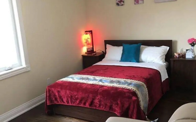 Downtown Comfortable Guest House