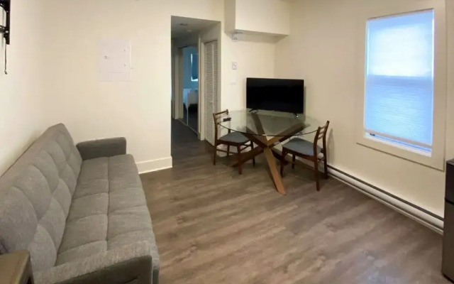 Calming 1bedroom Units With Balcony And City View