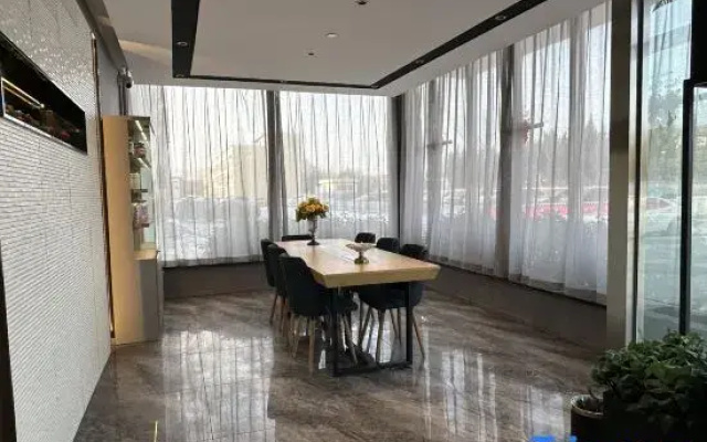 Homeinn · neo (Yantai Jerry Road South Railway Station)