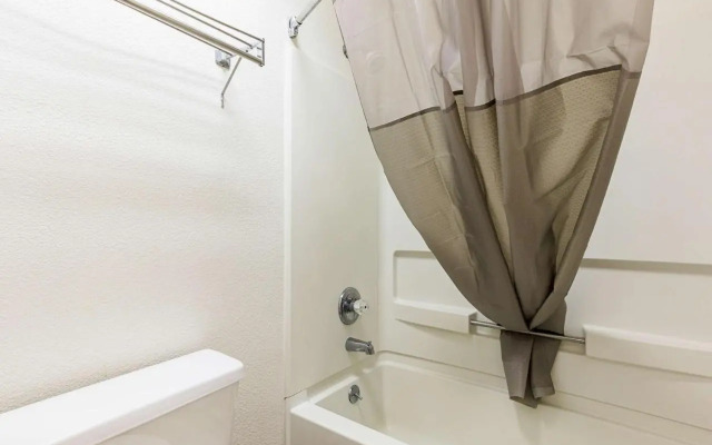 Econo Lodge Covington