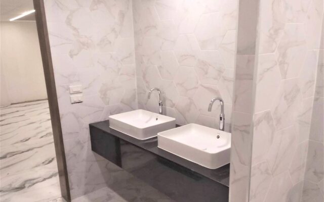 Bella B All Suite Bangkok (SHA Extra Plus)