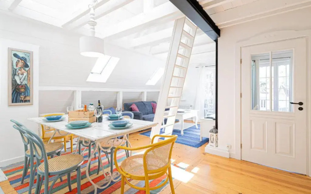 2HomeRent Emily