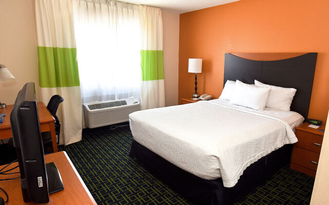 AmericInn by Wyndham Topeka