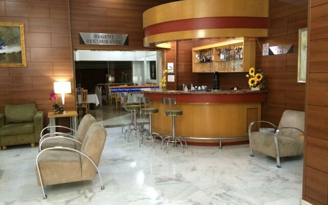 Harbor Hotel Regent Suítes
