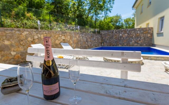 Cozy Holiday Home In Crikvenica With Private Swimming Pool
