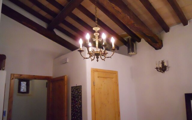 Guesthouse Runcini dormire in un borgo medievale