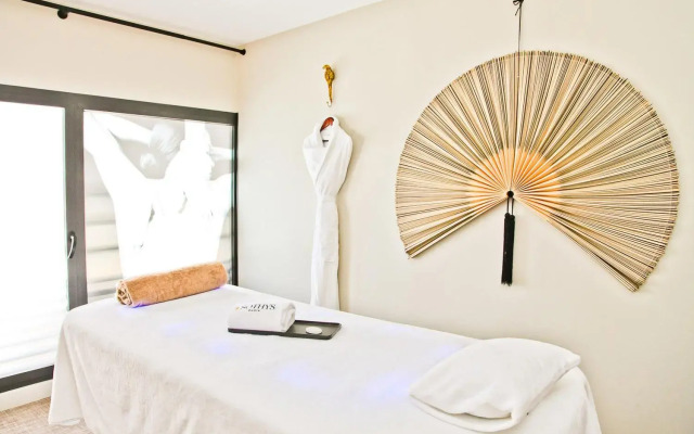 Hotel La Villa Port d Antibes & Spa