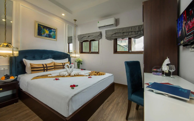 S Central Hotel & Spa