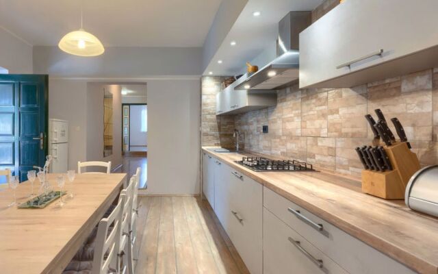 Villa Lancin (RCA453)