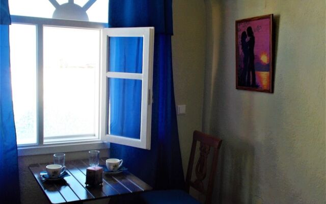 Loukas Kontos Traditional House