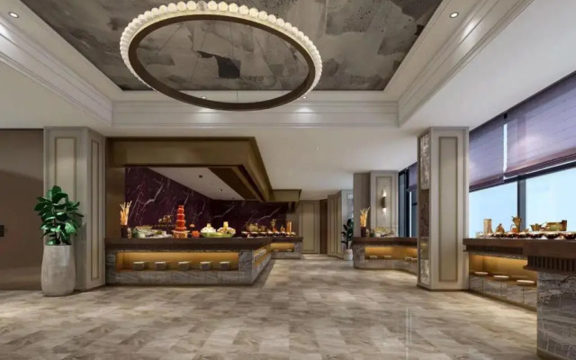 Mercure Shenzhen Sports Center Hotel