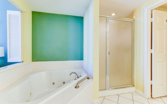 Ocean Walk by Vtrips