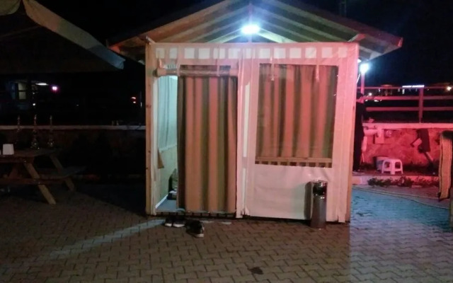 Minaz Motel