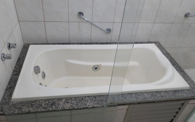 1406 AP-2 Quartos com Banheira de Hidromassagem, Caldas novas