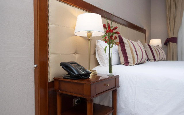 Hotel Intersur Recoleta
