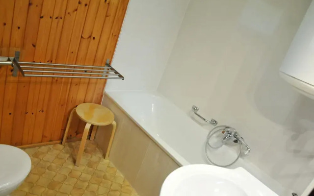 Cozy, Wooden Chalet With Deck, Near Durbuy