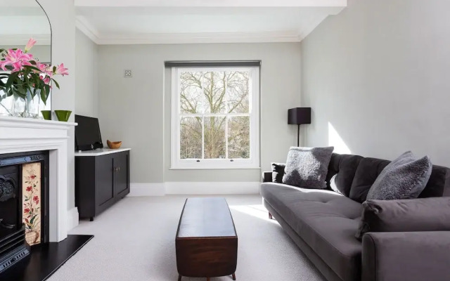 Perfect Pied-a-terre in Clapham by Underthedoormat