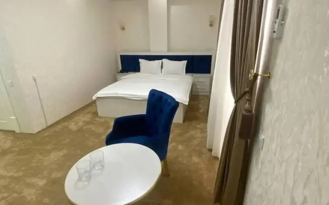 Humo Plaza Hotel