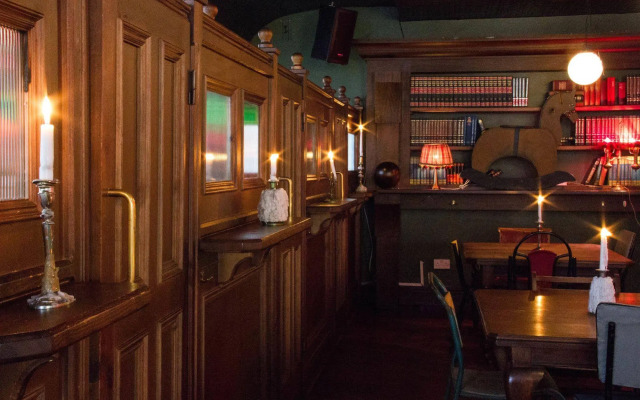 Drury Court Hotel