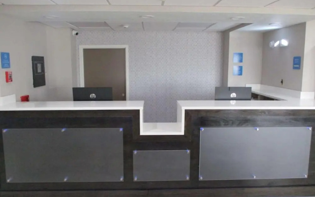 Quality Inn & Suites