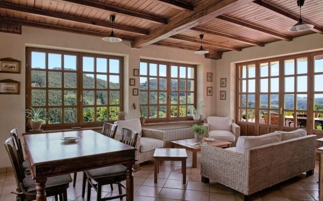 Casa Rural Llugarón I