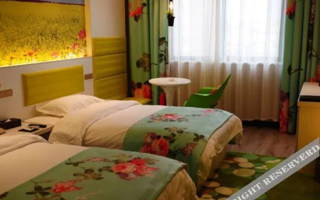 Super 8 Hotel (Dengzhou Fairview Garden Hospital of Traditional Chinese Medicine)
