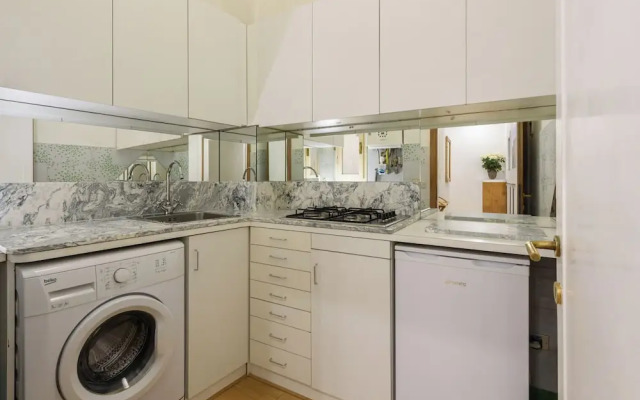 Lucky House by Mmega