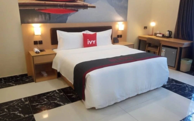 Ivy Hotel Emerald