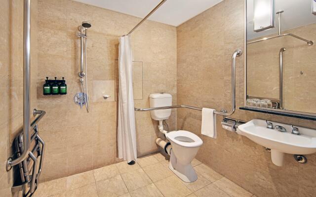 Crowne Plaza Sydney Coogee Beach by IHG